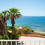 Seaside With Panoramic Views In Les Iles D'or Semesterbostad