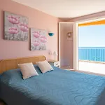 Seaside With Panoramic Views In Les Iles D'or La Londe-les-Maures