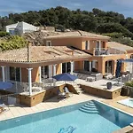 Seaside With Panoramic Views In Les Iles D'or *
