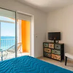 Seaside With Panoramic Views In Les Iles D'or Dom wakacyjny La Londe-les-Maures