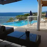 Seaside With Panoramic Views In Les Iles D'or *