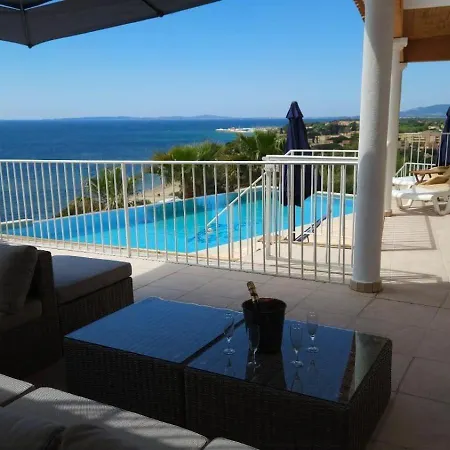 Seaside With Panoramic Views In Les Iles D'or *